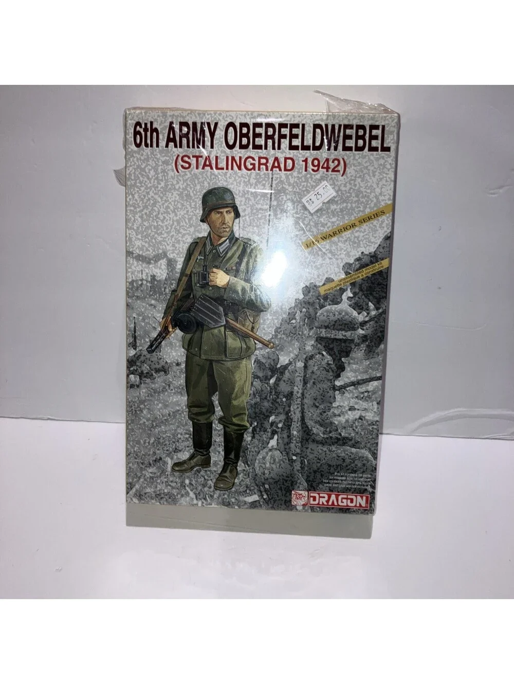 VINTAGE 2000 Dragon 6th ARMY OBERFELDWEBEL (Stalingrad 1942 Model 1/16 Scale NEW